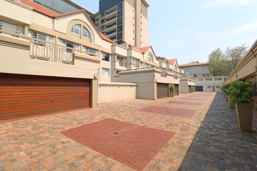 1 Bedroom Property for Sale in Morningside Gauteng