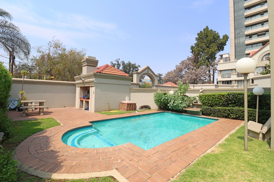 1 Bedroom Property for Sale in Morningside Gauteng