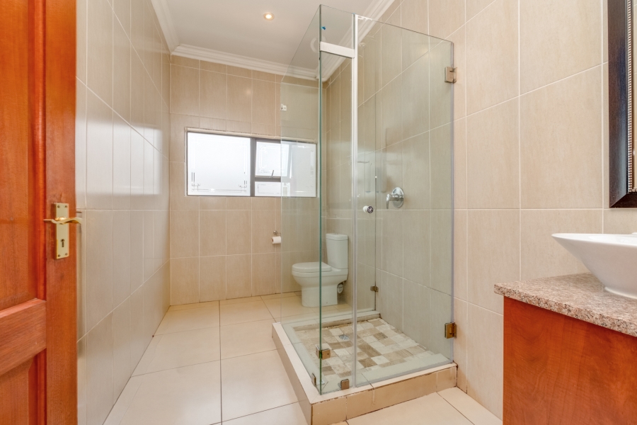 4 Bedroom Property for Sale in Lonehill Gauteng