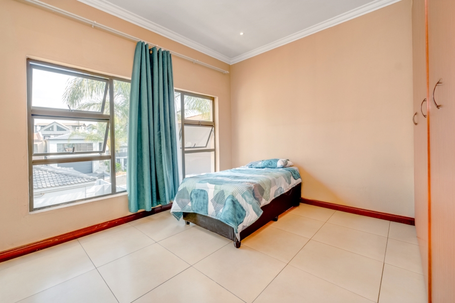 4 Bedroom Property for Sale in Lonehill Gauteng