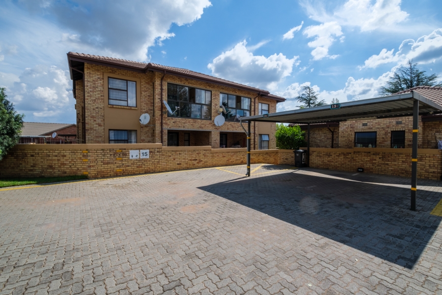 2 Bedroom Property for Sale in Bergbron Gauteng