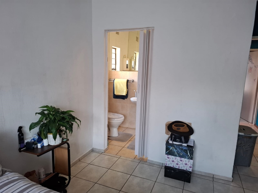2 Bedroom Property for Sale in Bergbron Gauteng