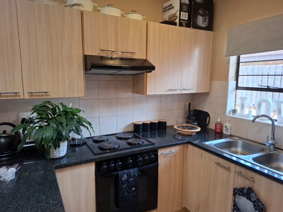 2 Bedroom Property for Sale in Bergbron Gauteng