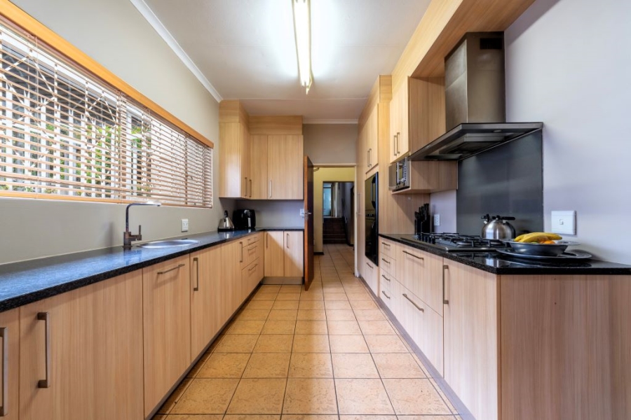 4 Bedroom Property for Sale in Helderkruin Gauteng