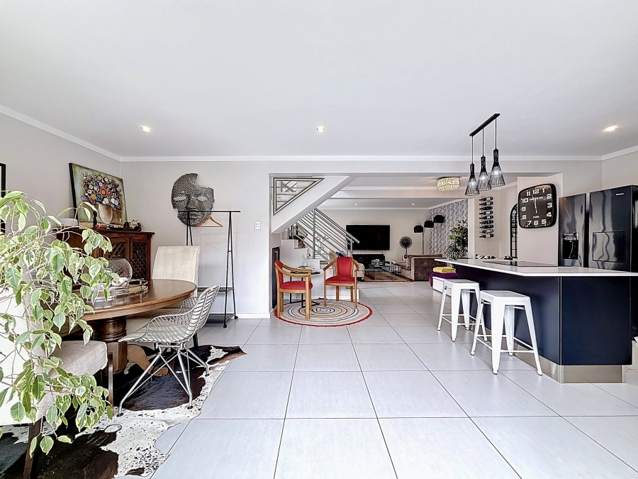 3 Bedroom Property for Sale in Equestria Gauteng