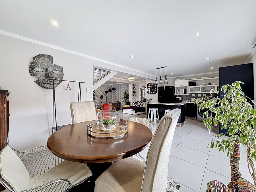 3 Bedroom Property for Sale in Equestria Gauteng