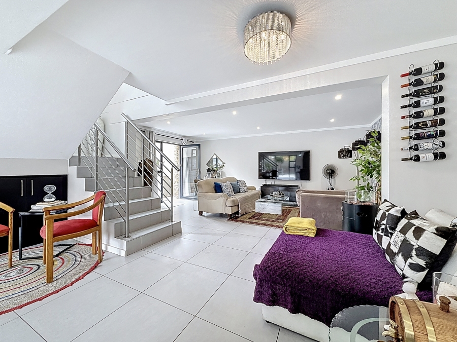 3 Bedroom Property for Sale in Equestria Gauteng