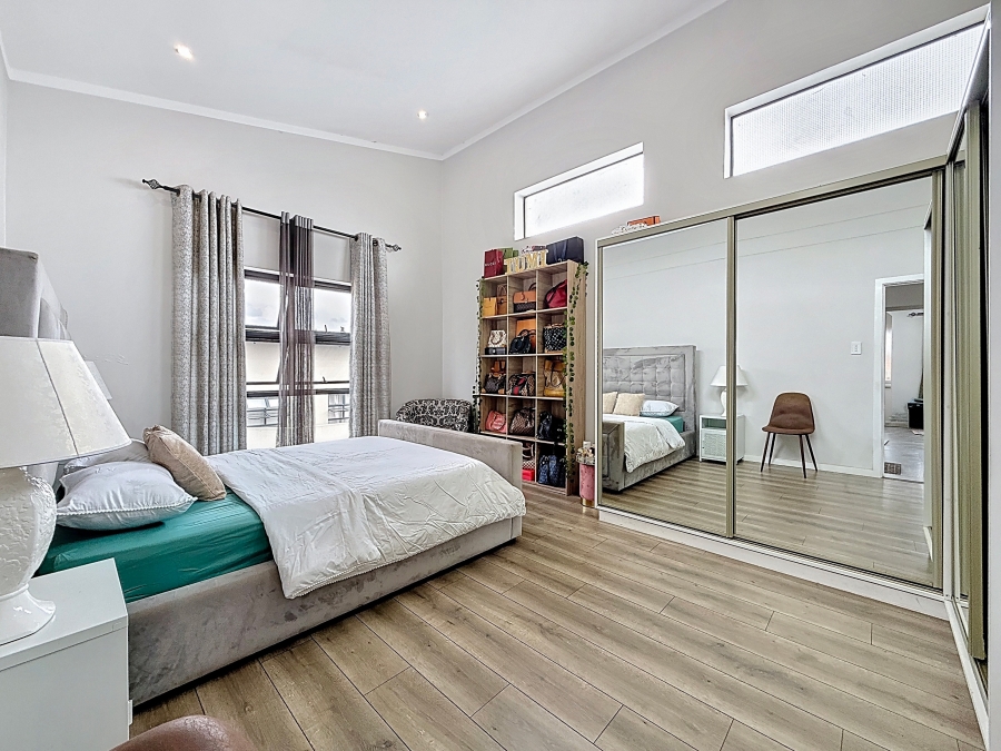 3 Bedroom Property for Sale in Equestria Gauteng