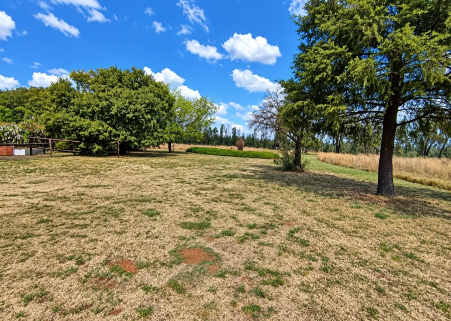 3 Bedroom Property for Sale in Walker Fruit Farms Gauteng