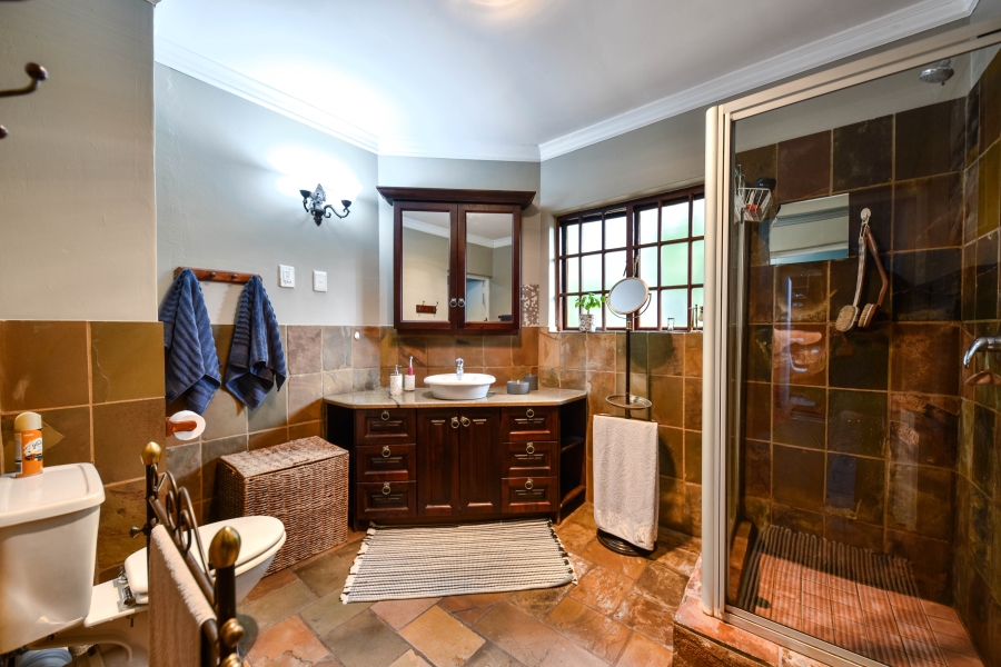 4 Bedroom Property for Sale in Leeuwfontein Gauteng