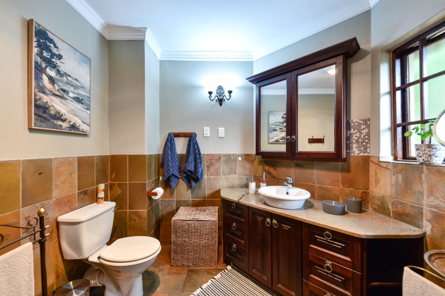 4 Bedroom Property for Sale in Leeuwfontein Gauteng