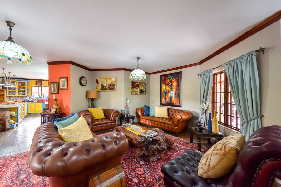 4 Bedroom Property for Sale in Leeuwfontein Gauteng