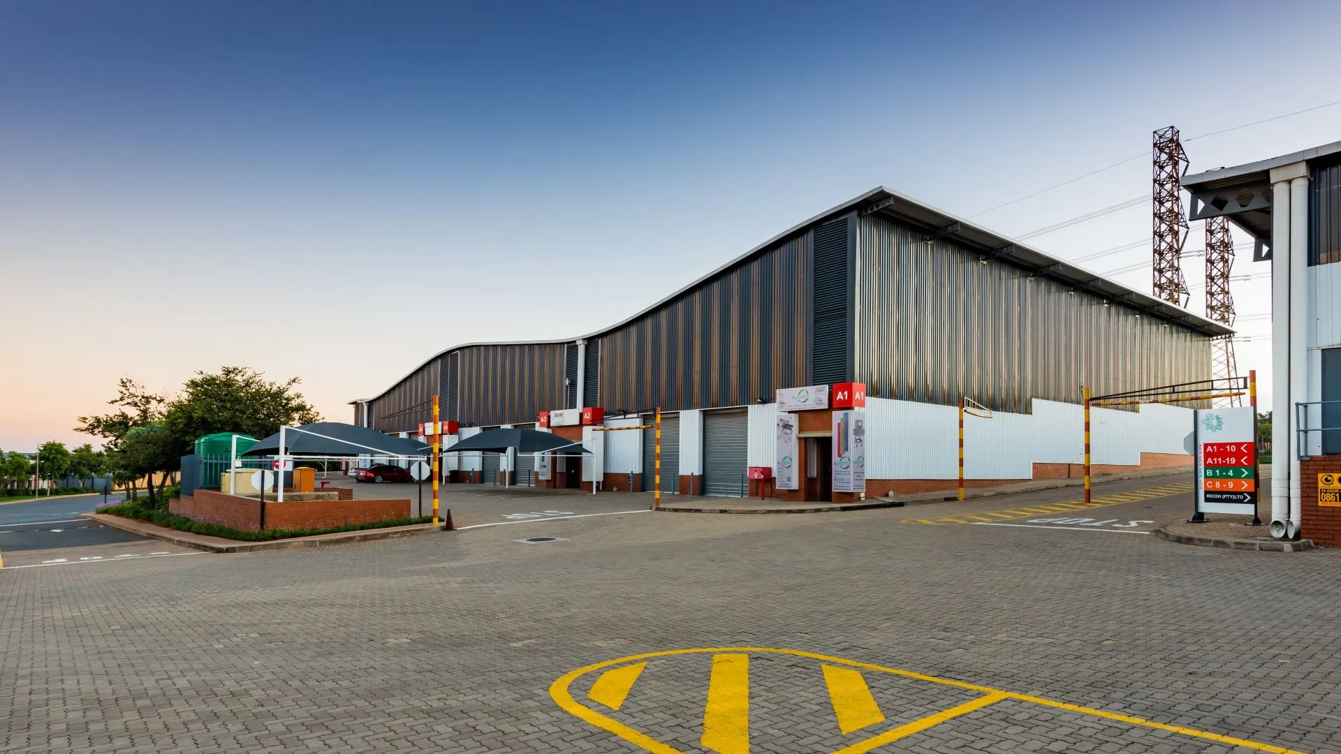 To Let Commercial Property for Rent in Meadowdale Gauteng