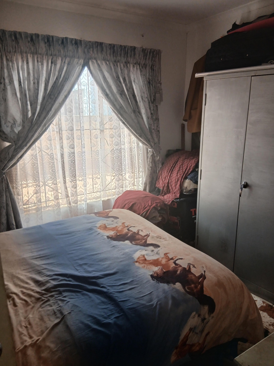 2 Bedroom Property for Sale in Protea Glen Gauteng