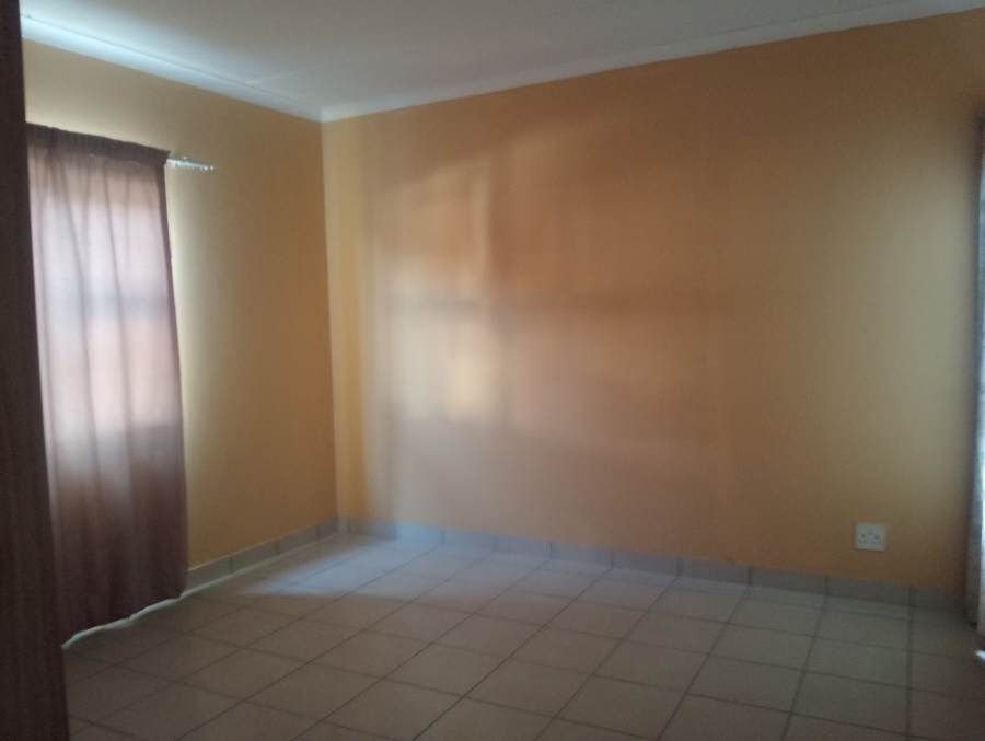 2 Bedroom Property for Sale in Pomona Gauteng