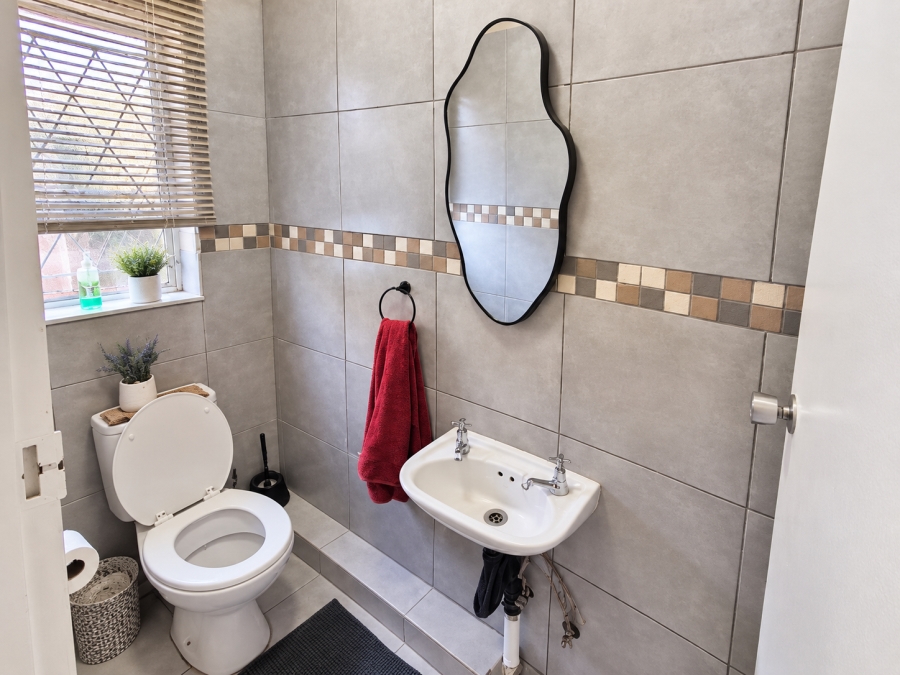 4 Bedroom Property for Sale in Beyers Park Gauteng
