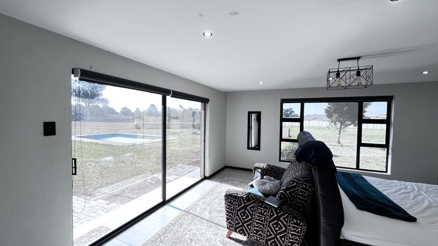 5 Bedroom Property for Sale in Fairlead Gauteng