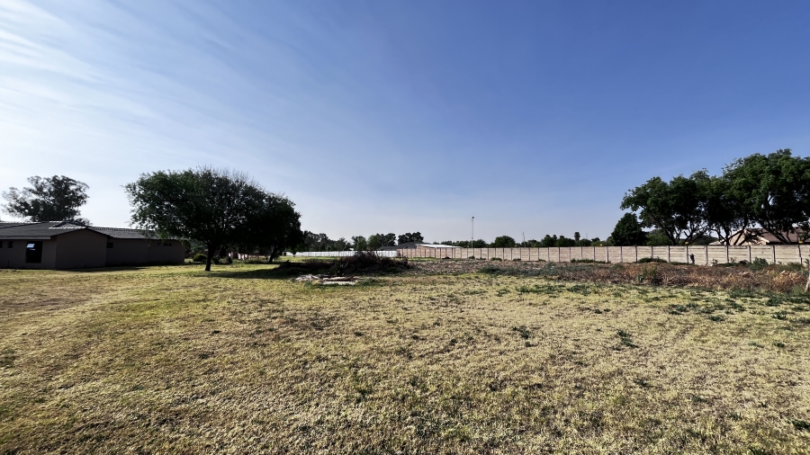 5 Bedroom Property for Sale in Fairlead Gauteng