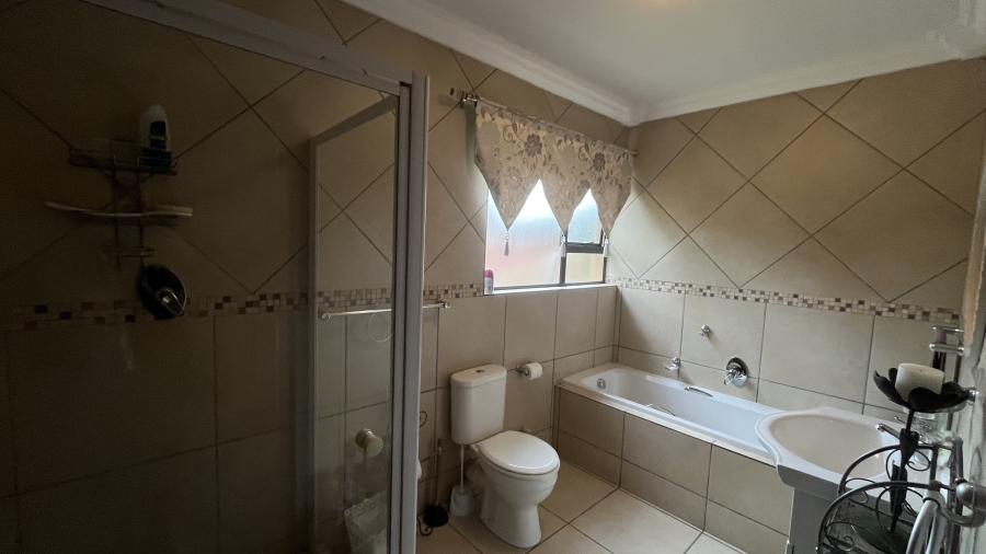 3 Bedroom Property for Sale in Benoni North Gauteng