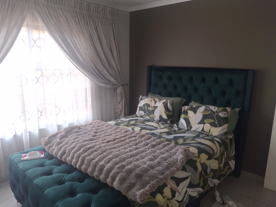 2 Bedroom Property for Sale in Dawn Park Gauteng