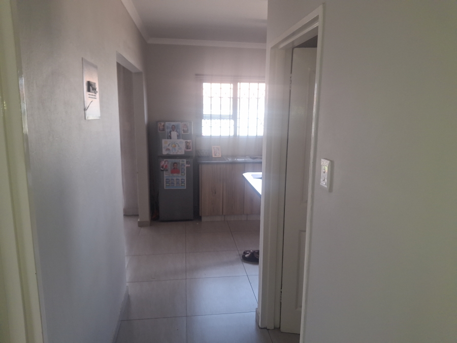 2 Bedroom Property for Sale in Dawn Park Gauteng