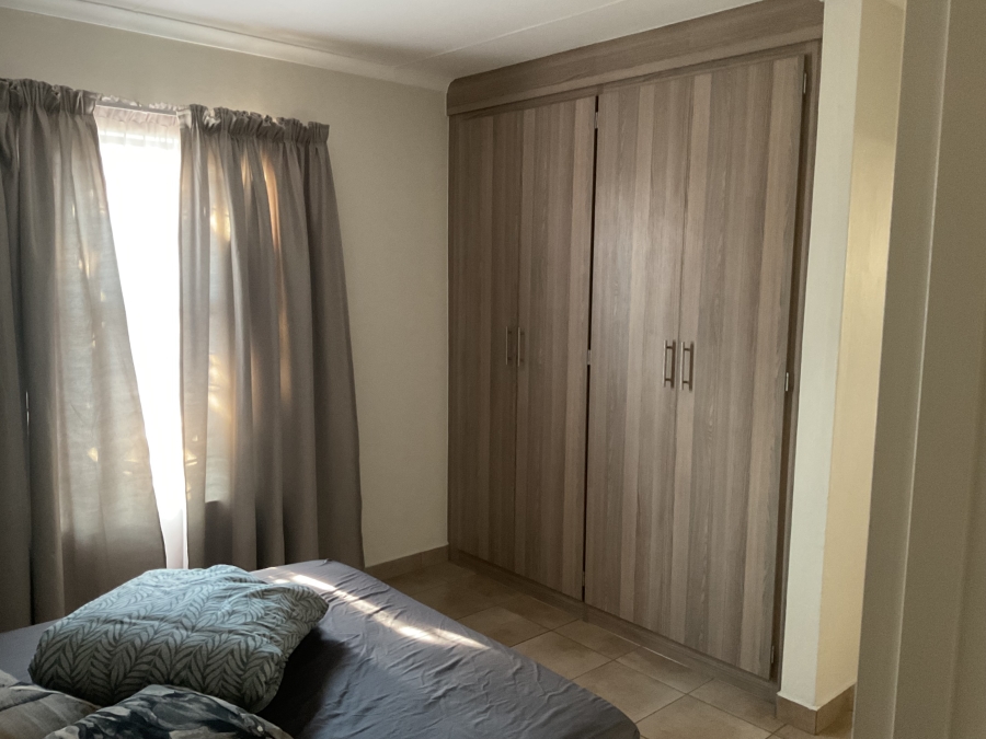 3 Bedroom Property for Sale in Kosmosdal Gauteng