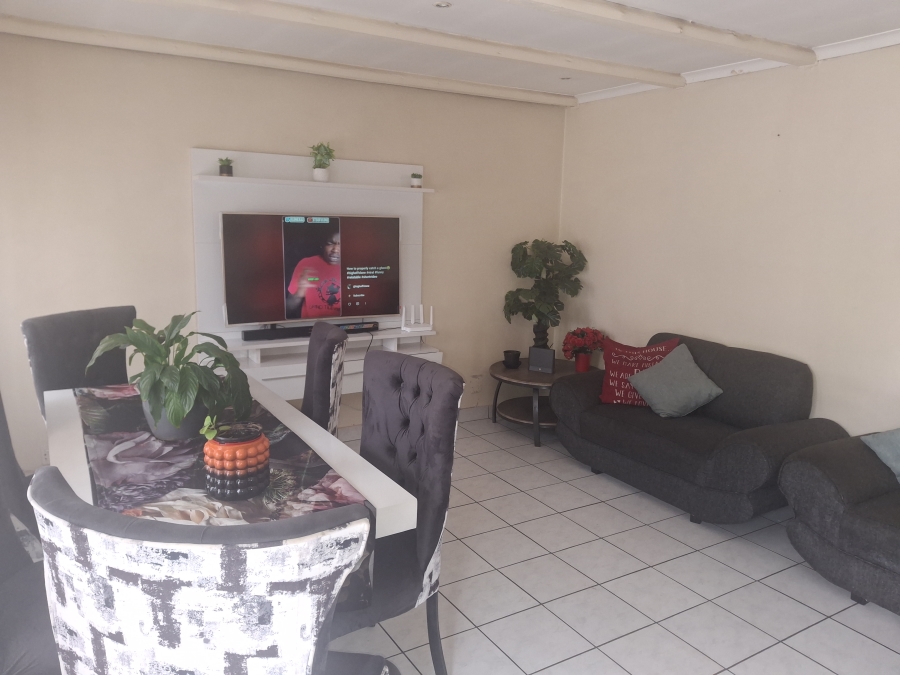 4 Bedroom Property for Sale in Birch Acres Gauteng