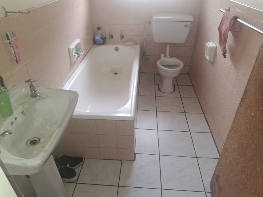 4 Bedroom Property for Sale in Birch Acres Gauteng