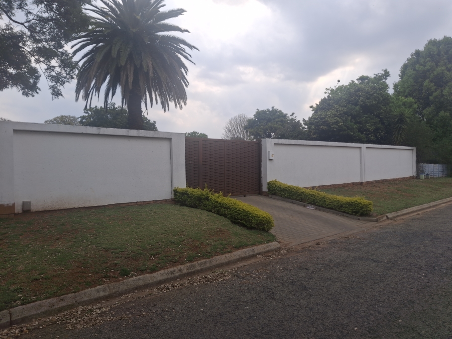 4 Bedroom Property for Sale in Birch Acres Gauteng