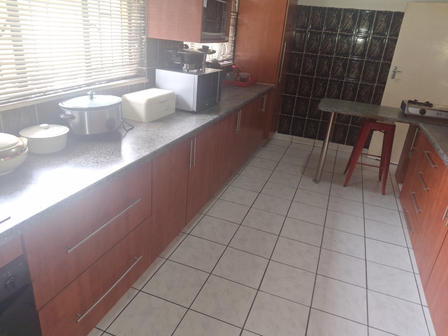 4 Bedroom Property for Sale in Birch Acres Gauteng