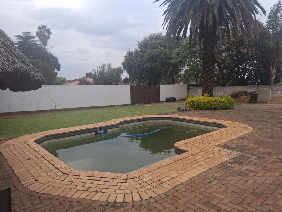 4 Bedroom Property for Sale in Birch Acres Gauteng