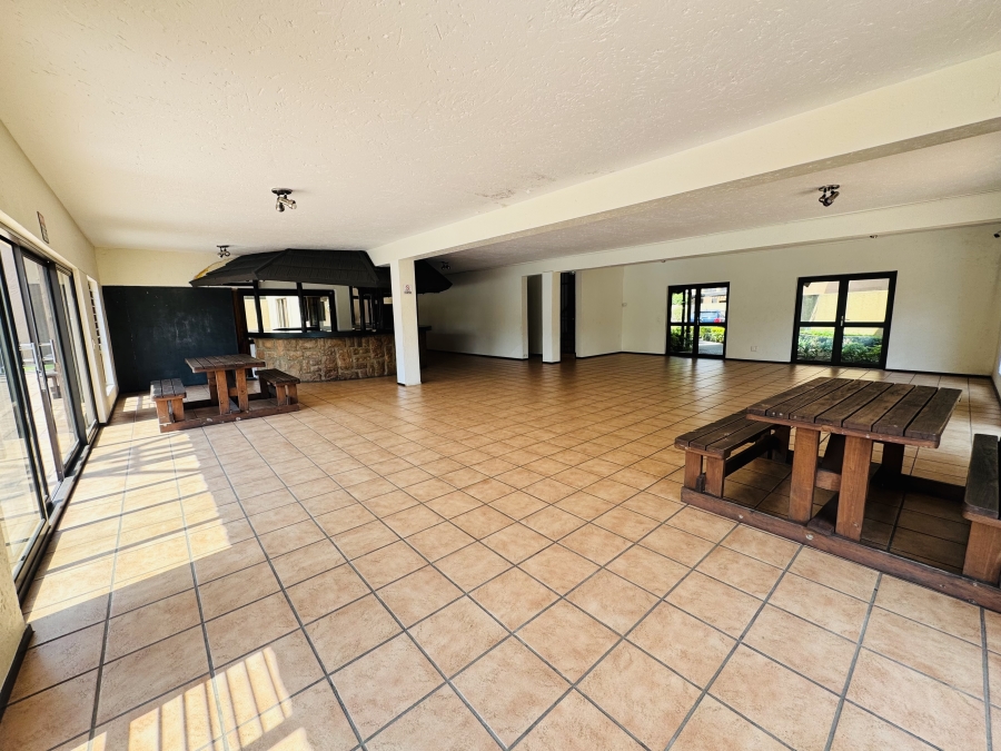 2 Bedroom Property for Sale in Pineslopes Gauteng