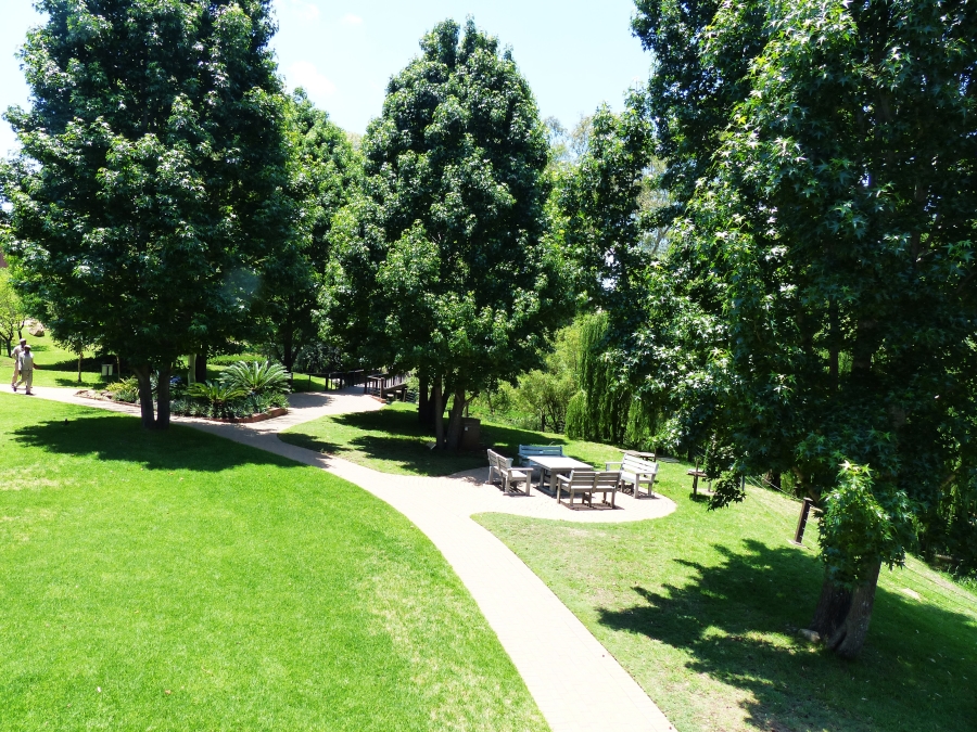 To Let 1 Bedroom Property for Rent in Douglasdale Gauteng