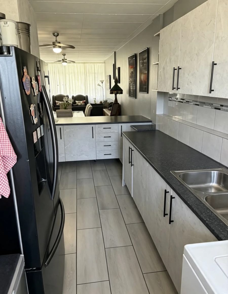 2 Bedroom Property for Sale in Arcon Park Gauteng