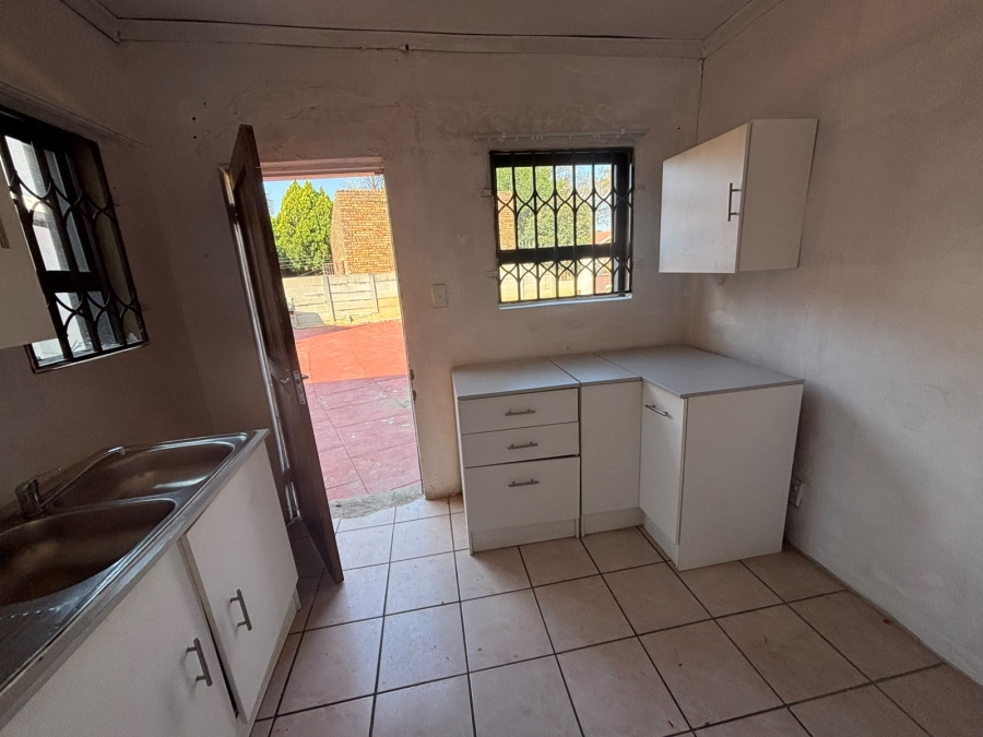 3 Bedroom Property for Sale in Klippoortje Gauteng
