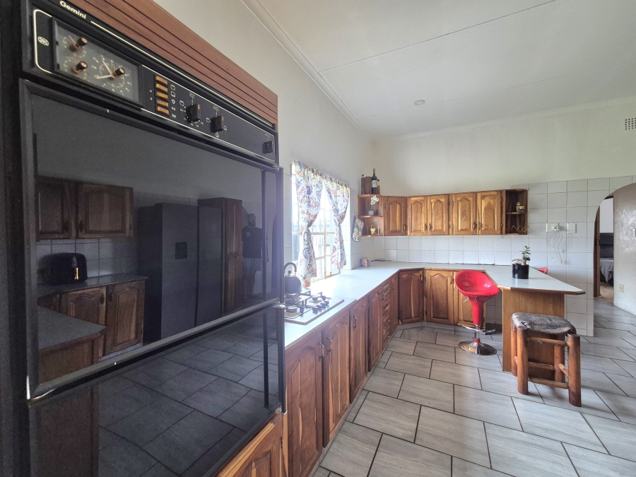 6 Bedroom Property for Sale in Brakpan Central Gauteng