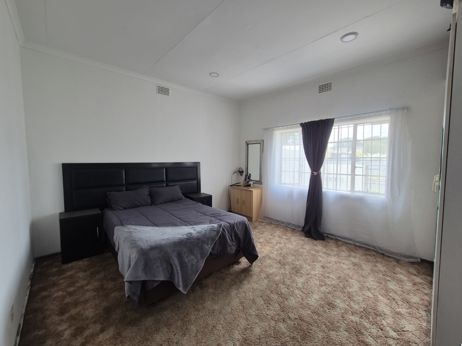 6 Bedroom Property for Sale in Brakpan Central Gauteng
