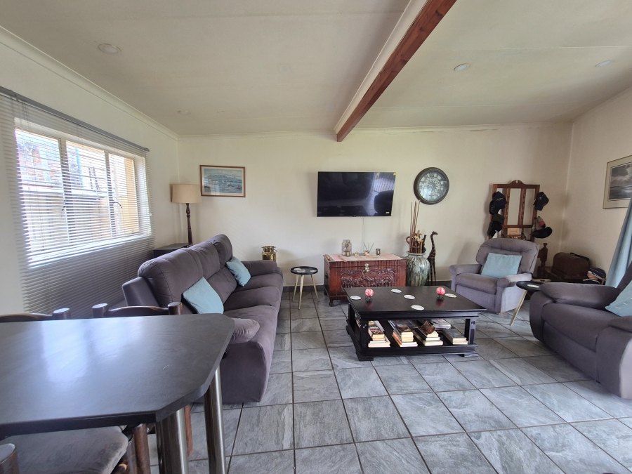 6 Bedroom Property for Sale in Brakpan Central Gauteng