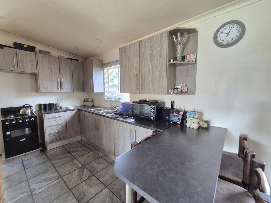 6 Bedroom Property for Sale in Brakpan Central Gauteng