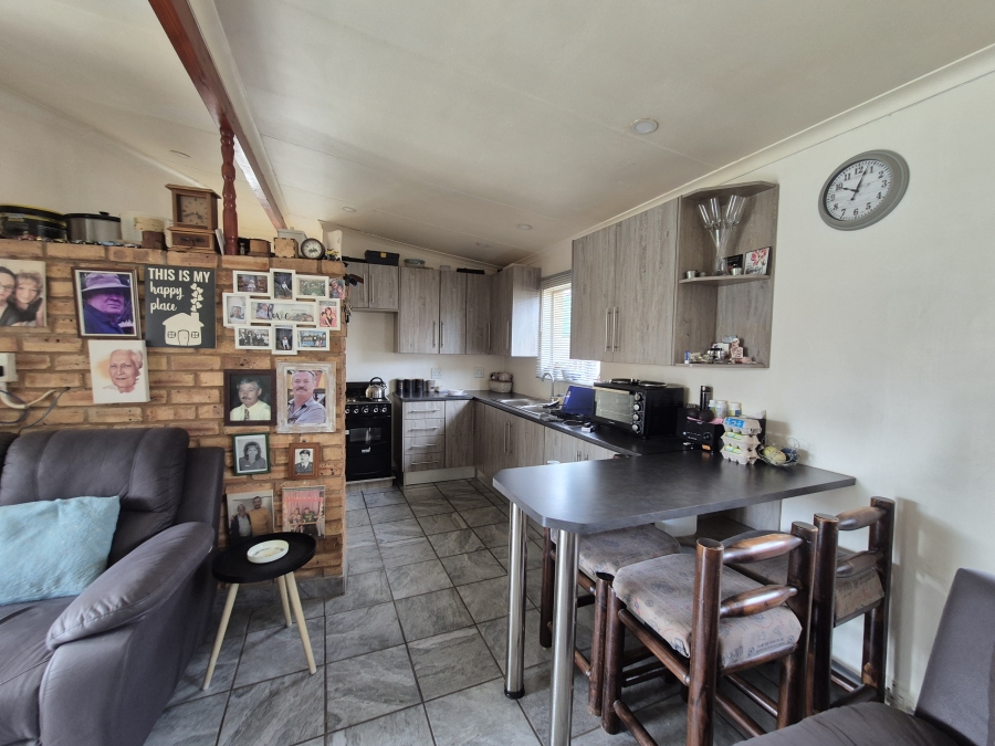6 Bedroom Property for Sale in Brakpan Central Gauteng