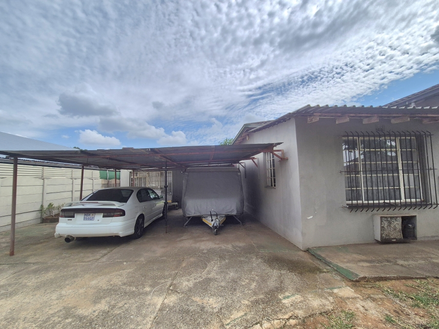 6 Bedroom Property for Sale in Brakpan Central Gauteng