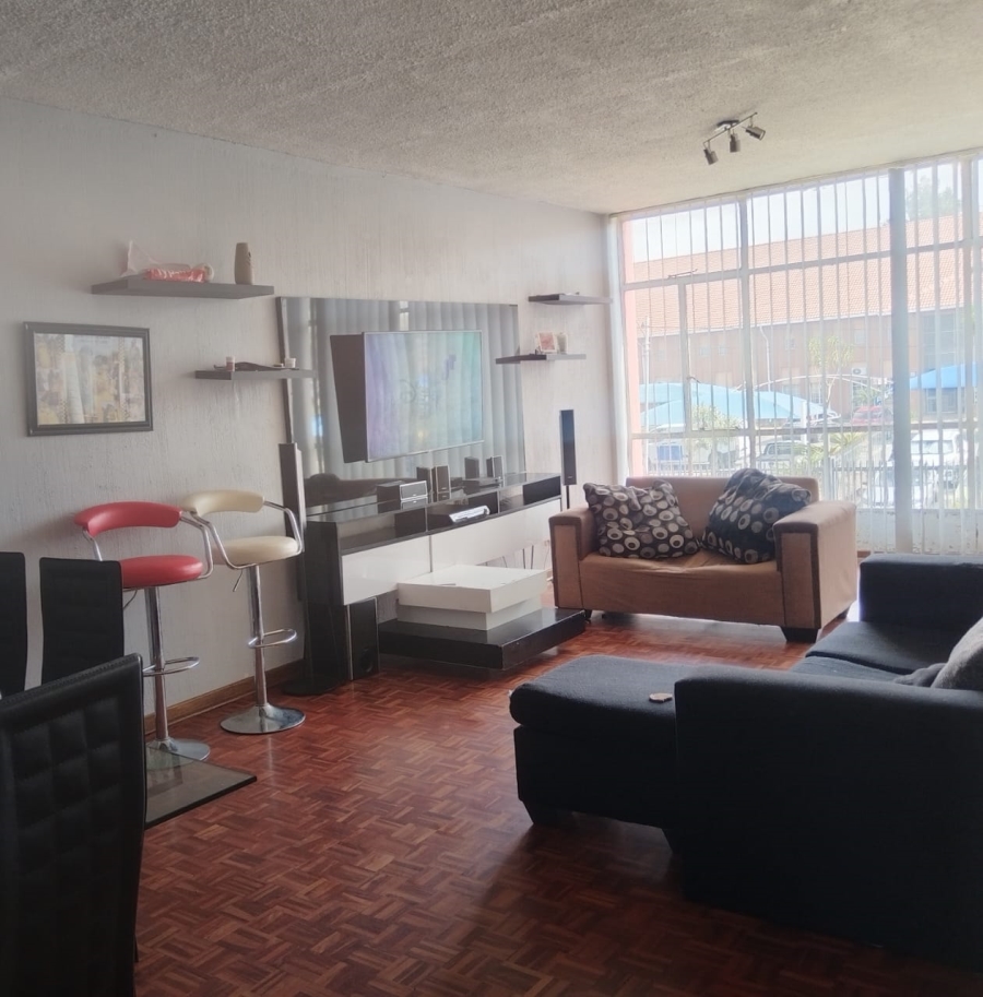 2 Bedroom Property for Sale in Symhurst Gauteng