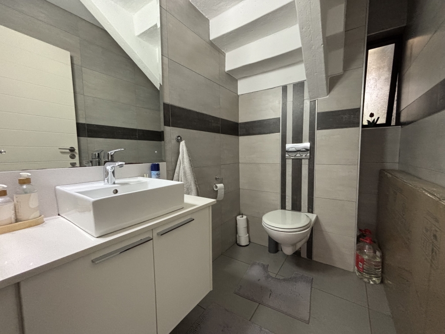 To Let 4 Bedroom Property for Rent in Craigavon Gauteng