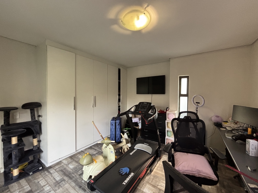 To Let 4 Bedroom Property for Rent in Craigavon Gauteng