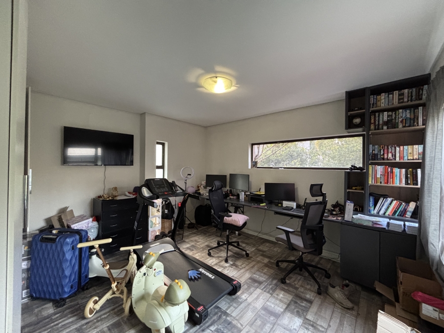 To Let 4 Bedroom Property for Rent in Craigavon Gauteng