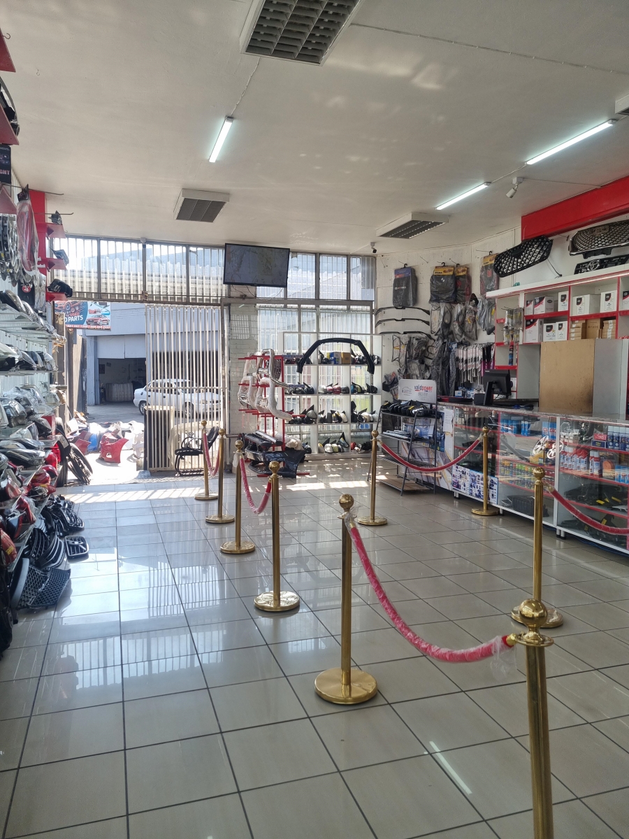 To Let Commercial Property for Rent in Geduld Gauteng