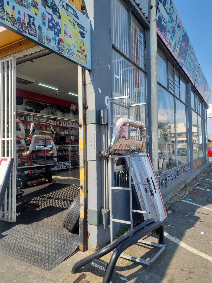To Let Commercial Property for Rent in Geduld Gauteng