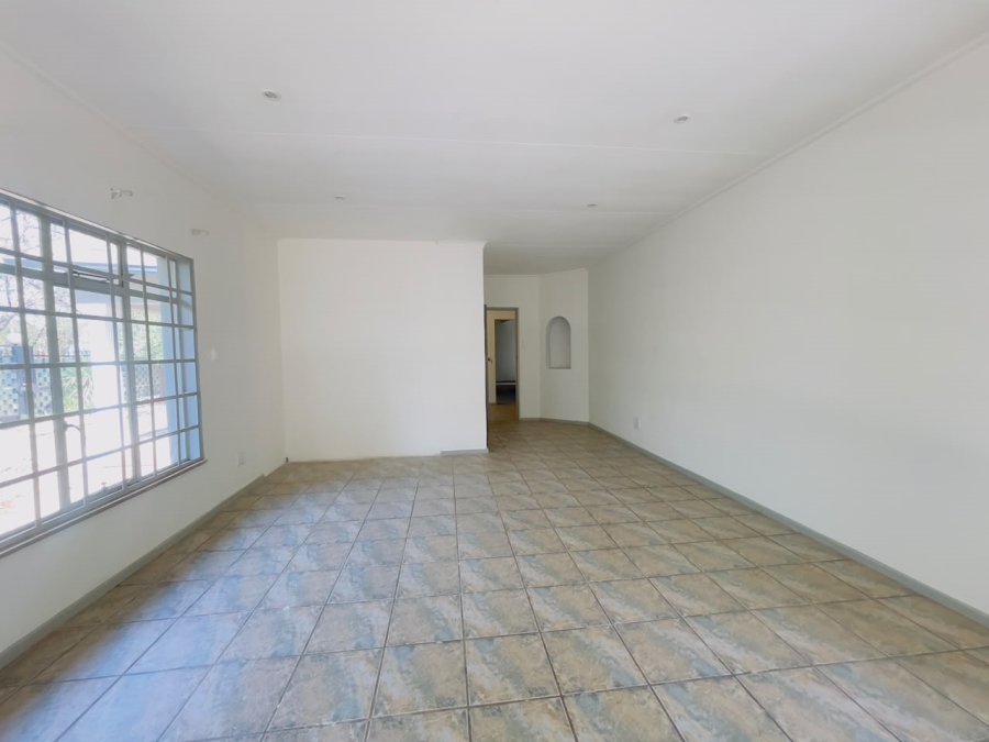 To Let 3 Bedroom Property for Rent in Lyttelton Manor Gauteng