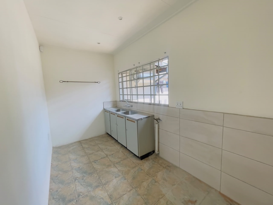 To Let 3 Bedroom Property for Rent in Lyttelton Manor Gauteng