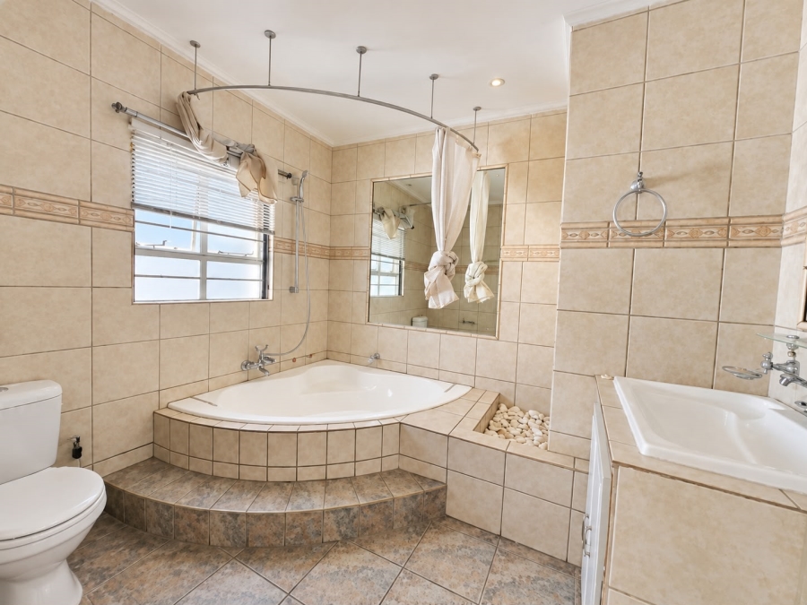To Let 3 Bedroom Property for Rent in Lyttelton Manor Gauteng